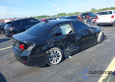 2018 BMW 320I xDrive z USA, uszkodzony, nr VIN WBA8A3C5XJA494384